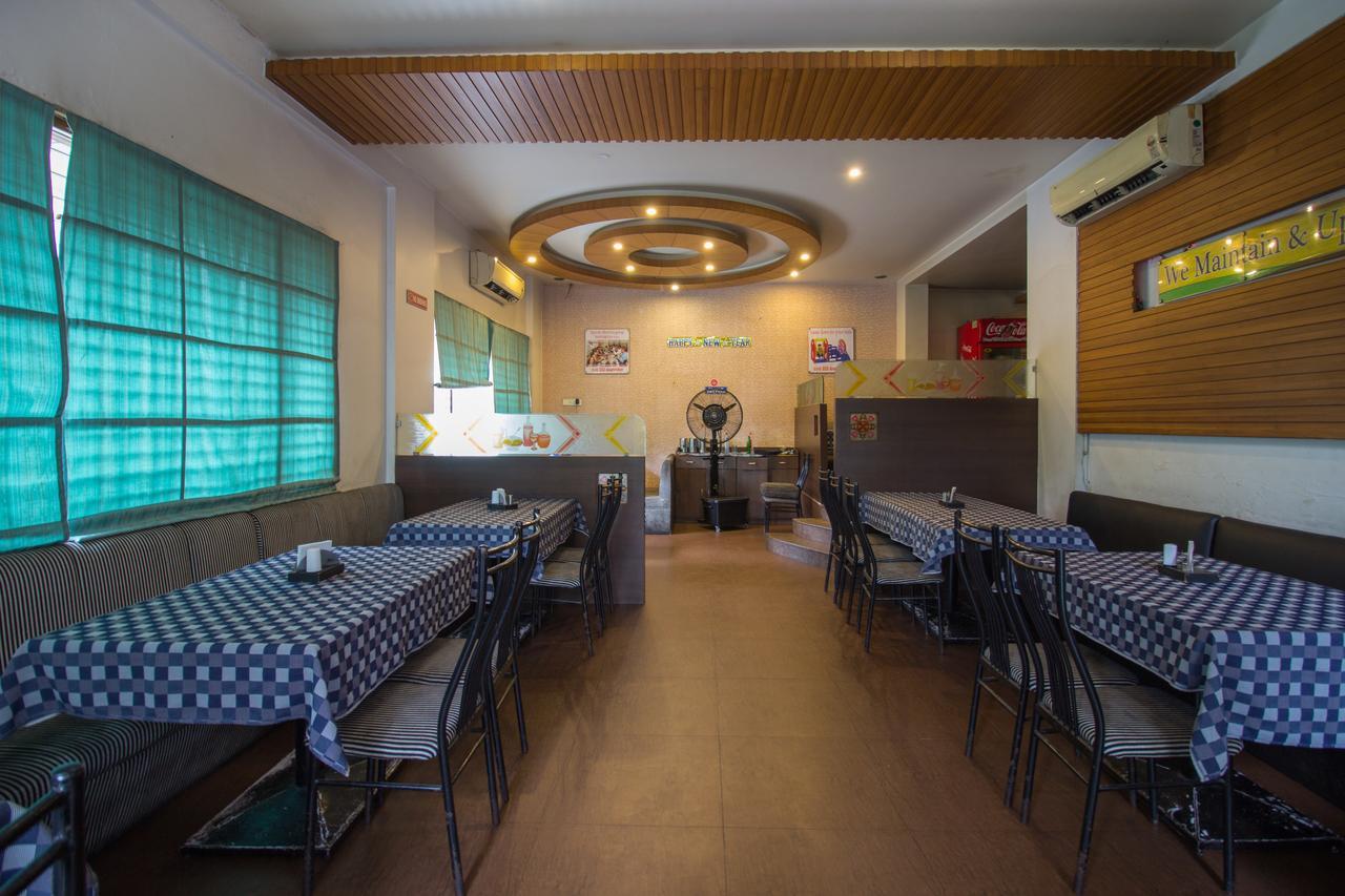 Hotel Oyo 24197 Saptaruchi Pimpri-Chinchwad Exterior foto