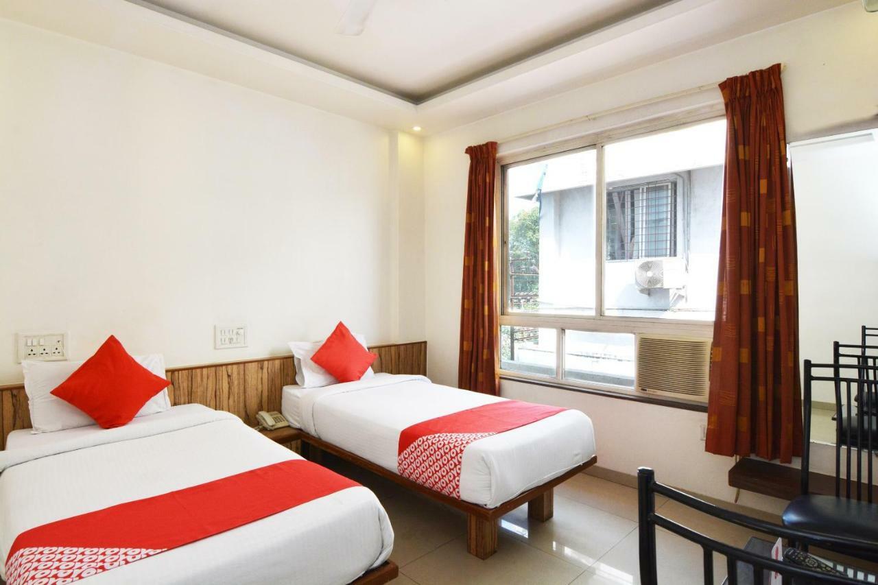 Hotel Oyo 24197 Saptaruchi Pimpri-Chinchwad Exterior foto
